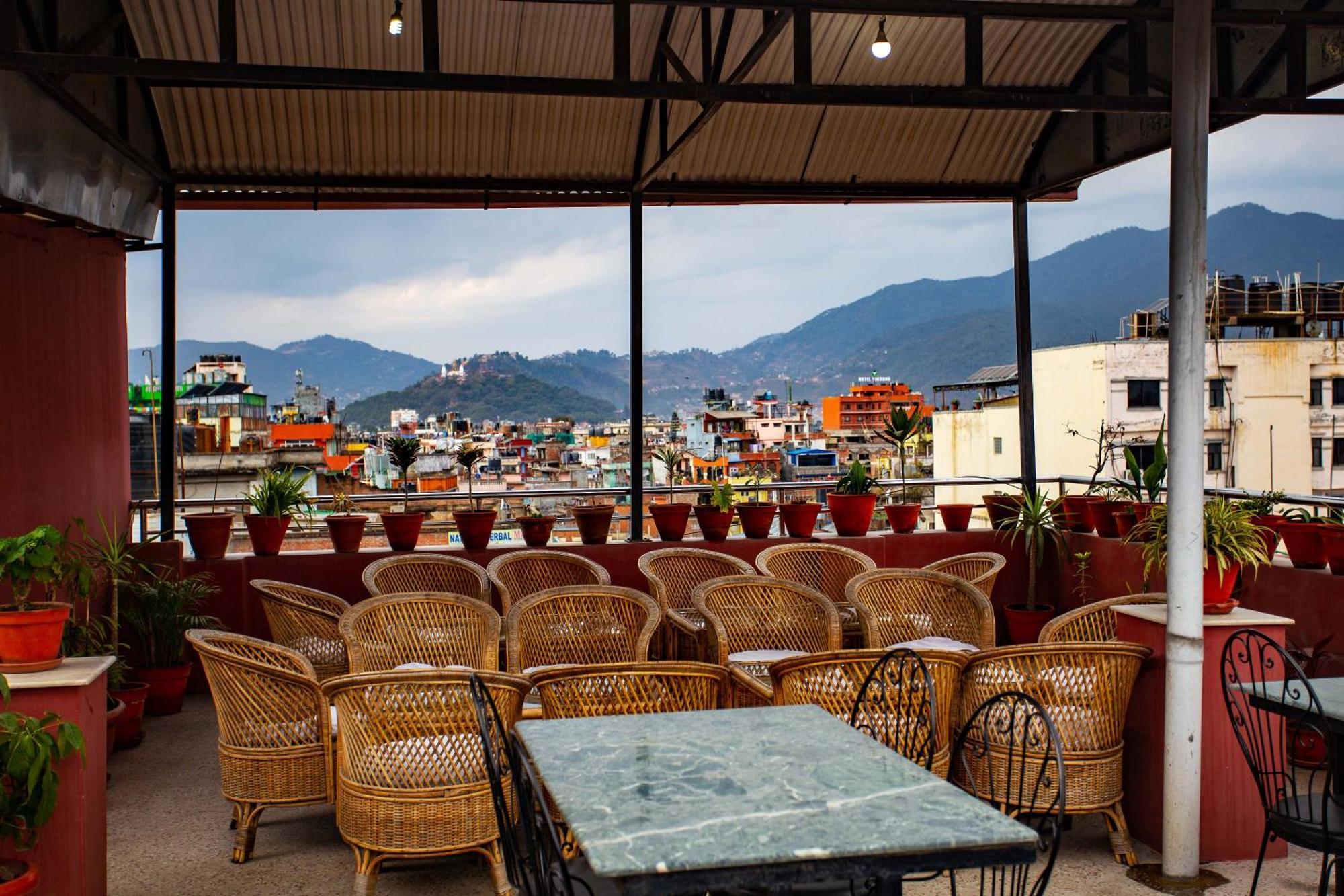 Hotel Jay Suites Katmandu Kültér fotó